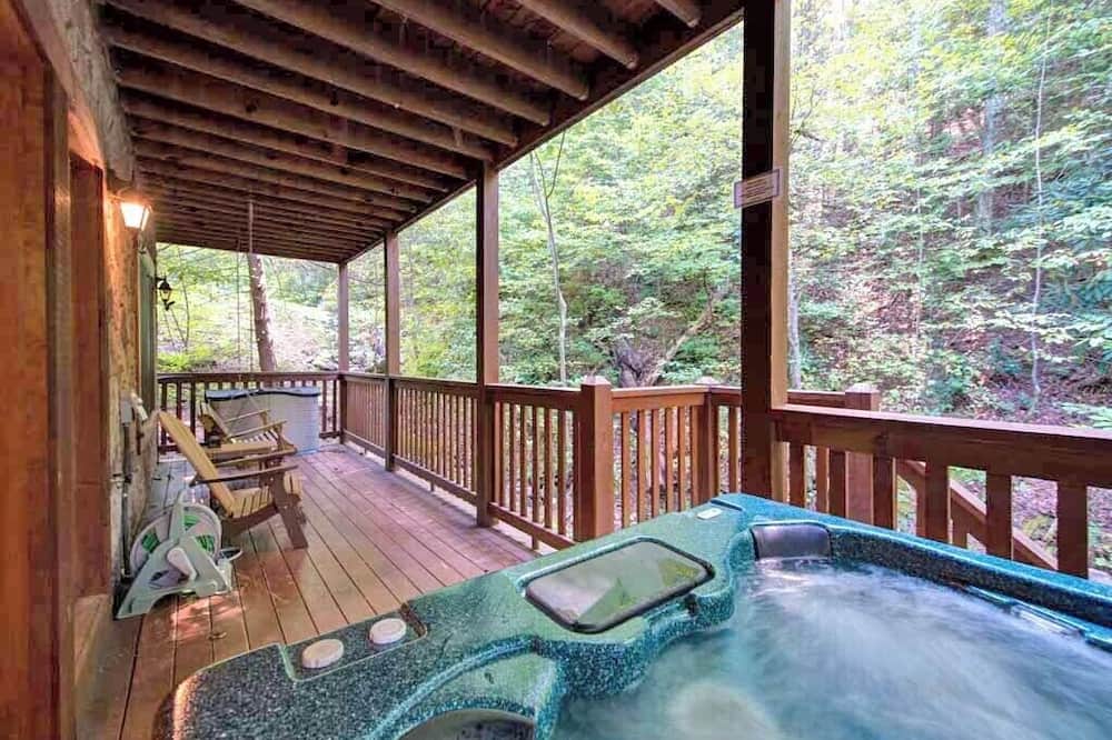 Idle Days by Jackson Mountain Rentals - Cartertown, TN