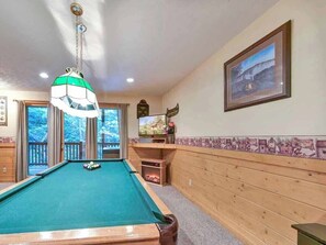 Studio (2 Bedrooms) | Property amenity - Idle Days by Jackson Mountain Rentals (Gatlinburg)