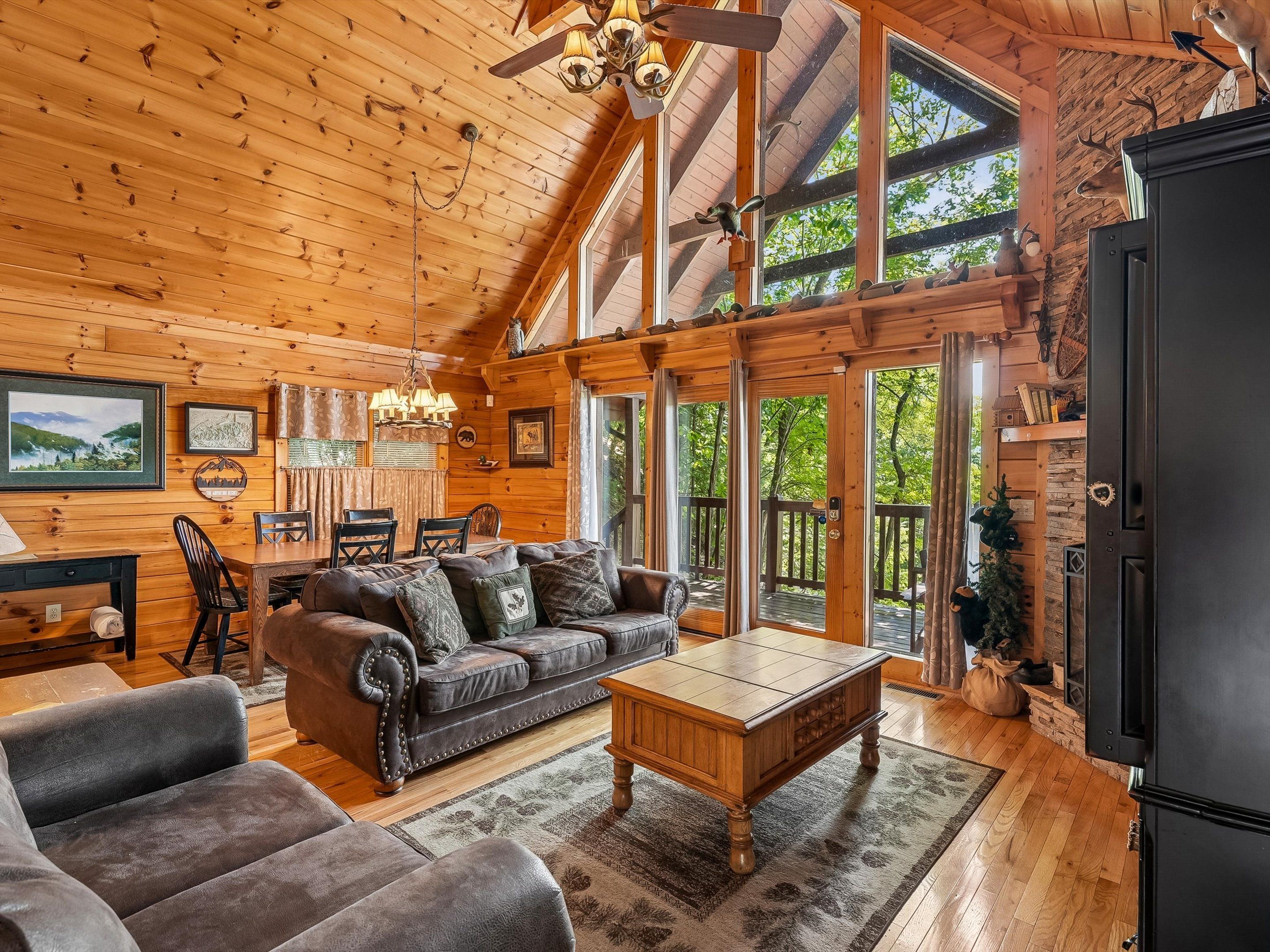 Studio (3 Bedrooms) | Front of property
