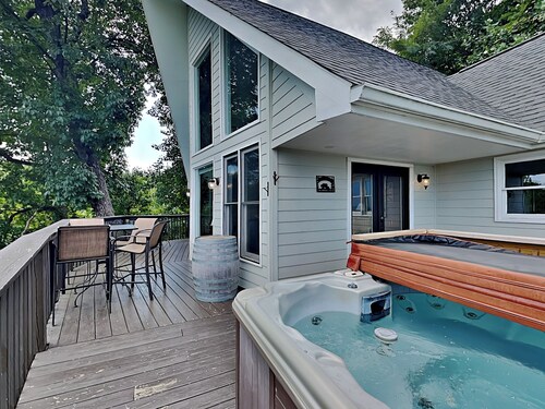 Kickback Kabin by Jackson Mountain Rentals