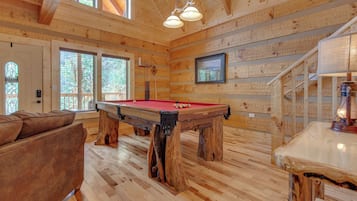 Studio (1 Bedroom) | Property amenity