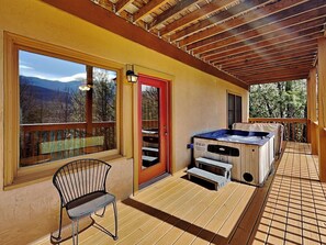 Studio (1 Bedroom) | Property amenity - Majestic View by Jackson Mountain Rentals (Gatlinburg)