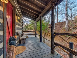 Studio (1 Bedroom) | Property amenity