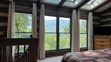 Studio (1 Bedroom) | Property amenity