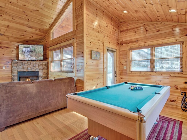Studio (1 Bedroom) | Property amenity