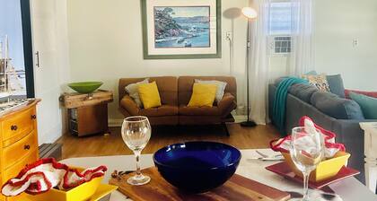 Cozy creative getaway guesthouse