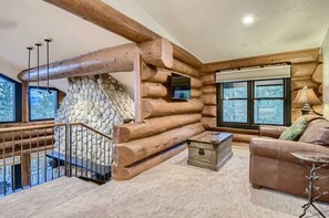 TV, fireplace, offices