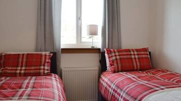 3 bedrooms, iron/ironing board, travel cot, free WiFi