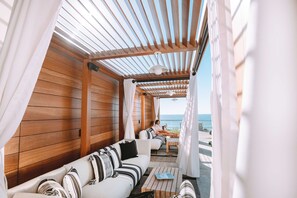 Pool - Alila Marea Beach Resort Encinitas, a Hyatt Luxury Resort (Encinitas)