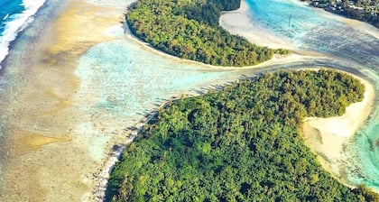 Koka Villa @ Muri Beach -Pool, Kayaks, 5* Location, Steps to Beach & Best Value!