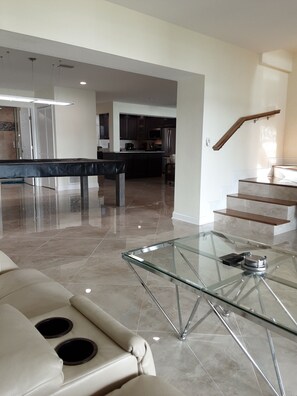 Smart TV, fireplace, offices