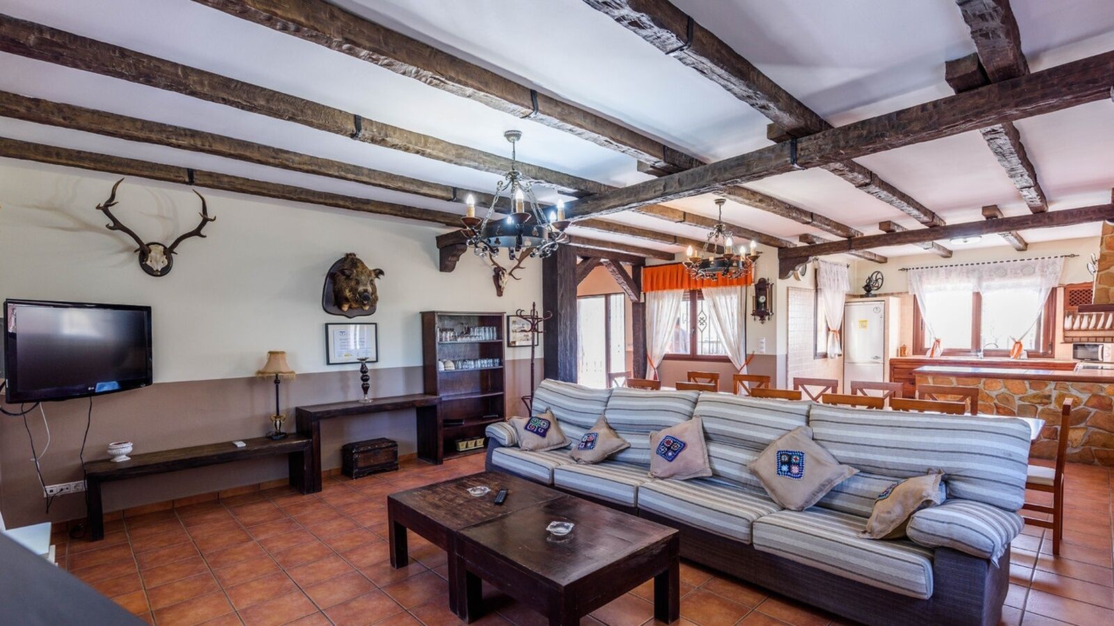 Casa Medina de Belda Cuevas de San Marcos by Ruralidays