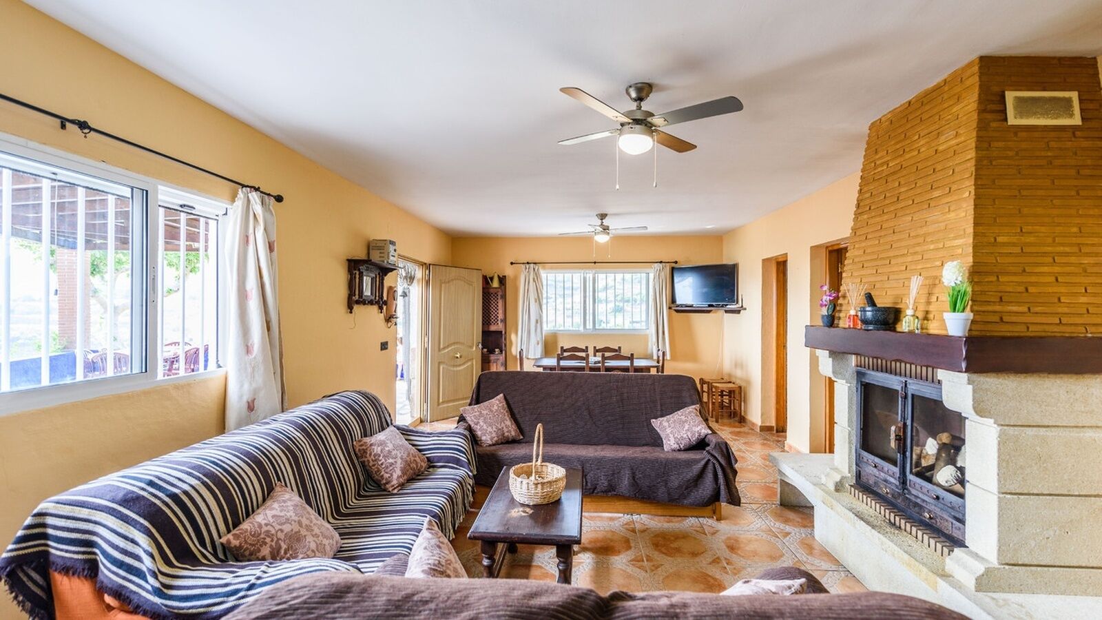 Cortijo La Golo Almuñécar by Ruralidays