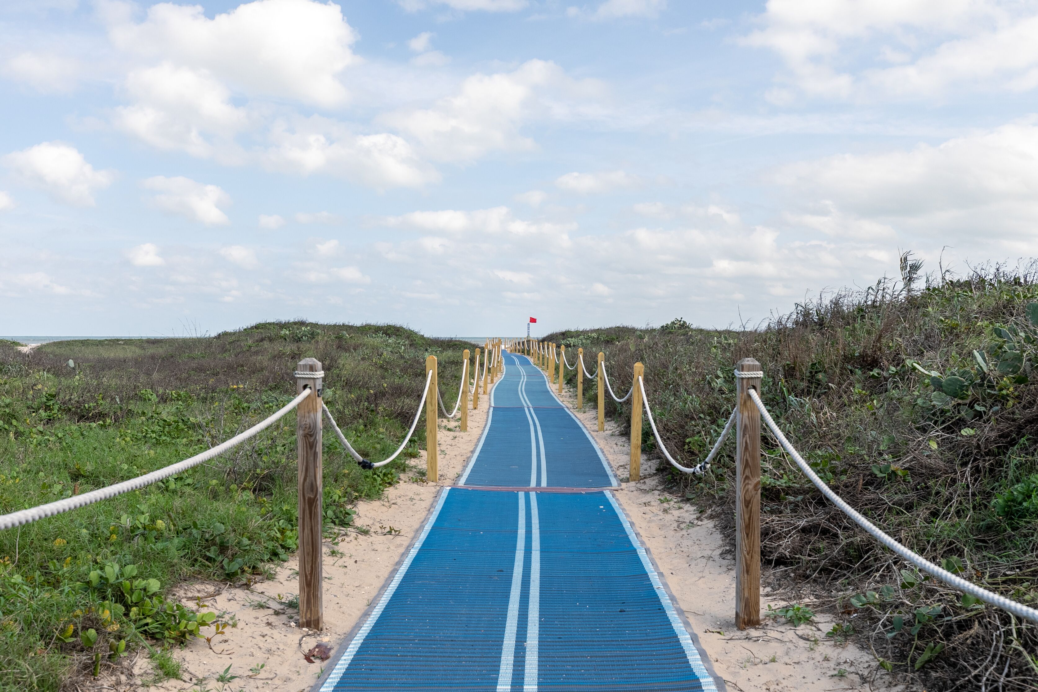 Just steps from the beach- Breezy Beach condo