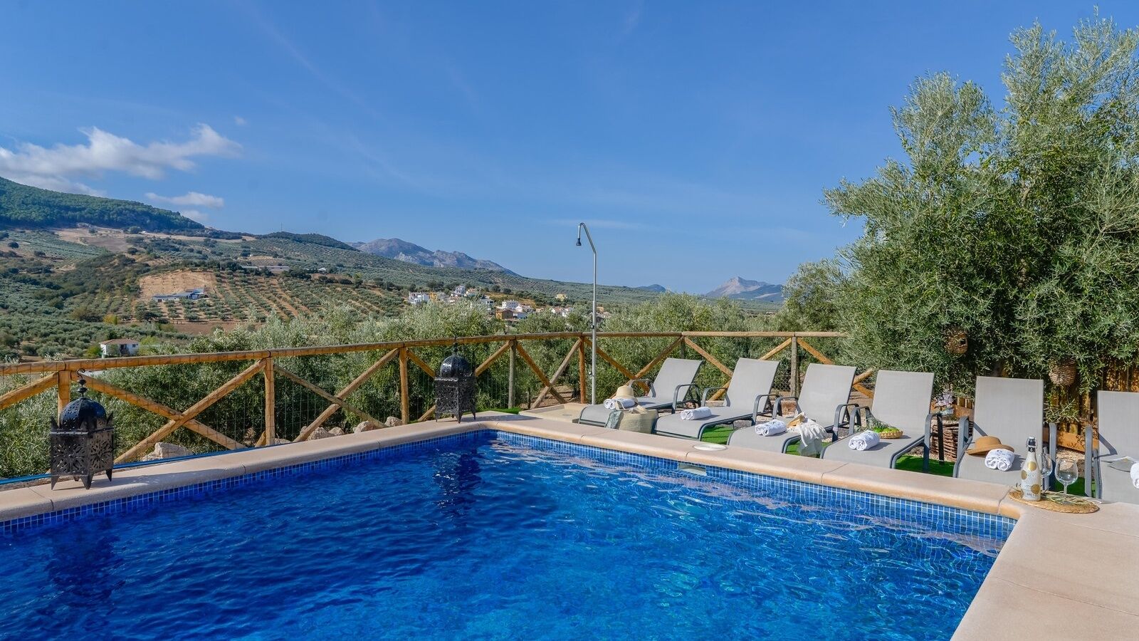 La Cuadra Rural Villanueva del Trabuco by Ruralidays