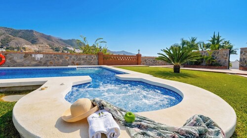 Villa Antonio Nerja by Ruralidays