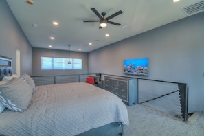 1 bedroom, WiFi, bed sheets - Cellar 74: New Modern Wine Casita w/Hot tub (Albuquerque)