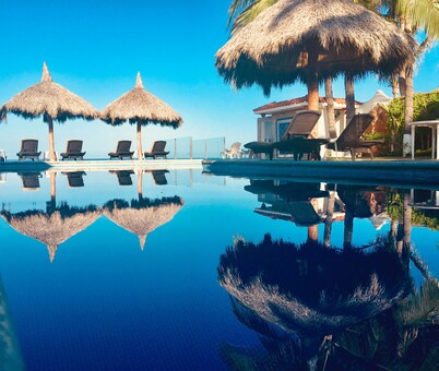 El Sol La Vida beachfront Villa (unbelievable View) 