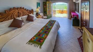 6 bedrooms, in-room safe, iron/ironing board, free WiFi
