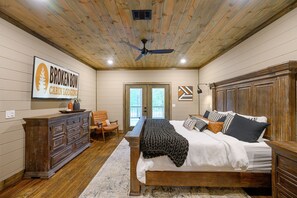 6 camere, ferro/asse da stiro, Wi-Fi gratuito, lenzuola