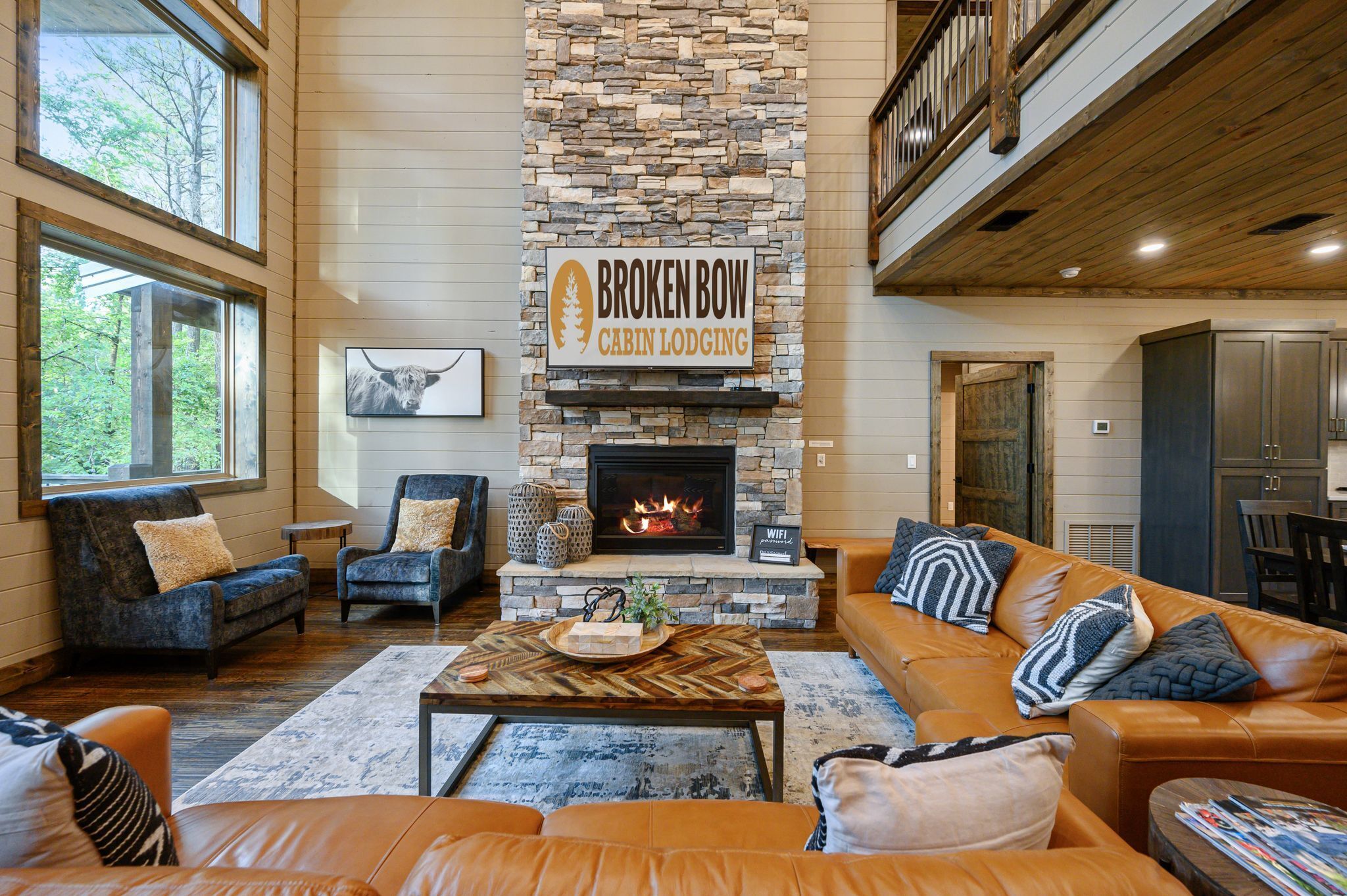 Rose All Day: Sleeps 22 + Loft Game Room