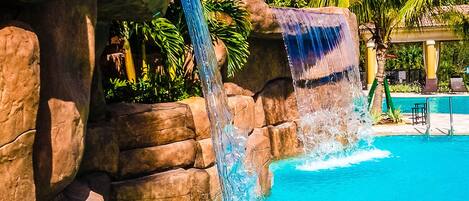 Outdoor pool, a heated pool