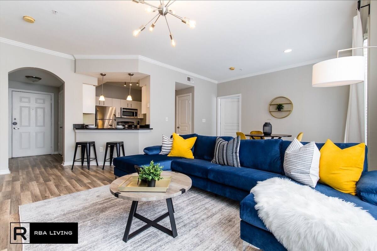 Premier Apartment, 2 Bedrooms | Living room