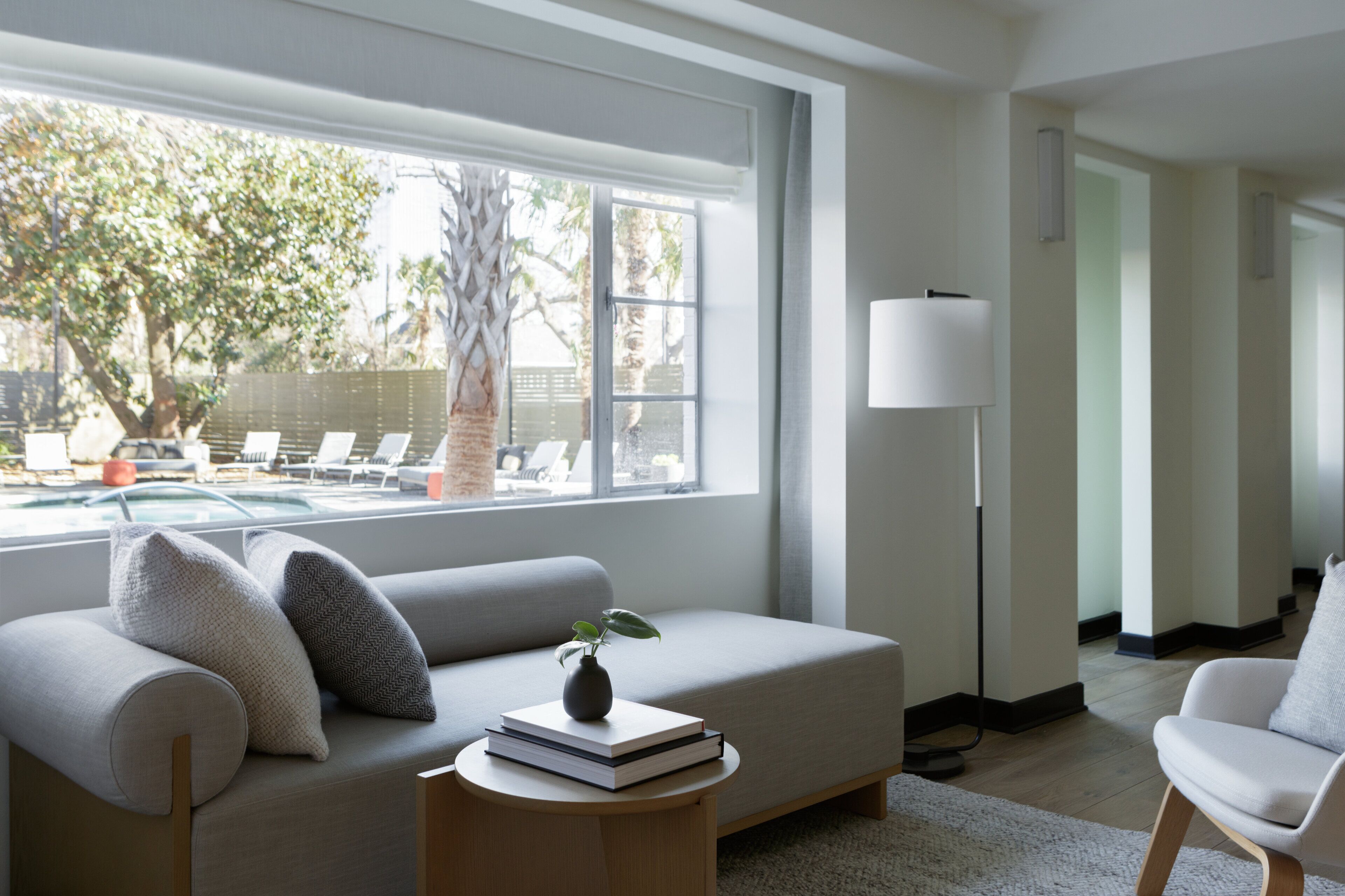 1 bedroom, frette italian sheets, premium bedding, down duvets