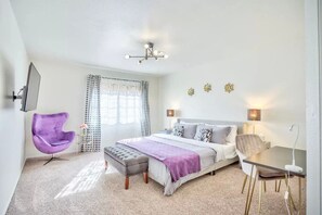 5 bedrooms, desk, iron/ironing board, free WiFi