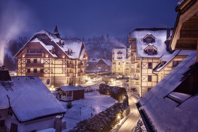 Aplend Kukucka Mountain Hotel & Residences