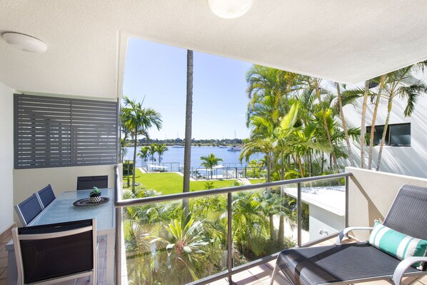 Apartamento família, 3 quartos | Vista da sacada