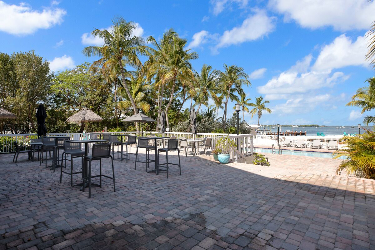 Wonderful Island Escape! 2 Units with Free Parking, Pets Allowed, Pool!