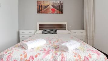 2 habitaciones, tabla de planchar con plancha y wifi