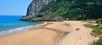 Casa Vacacional en Redondela con Vista al Mar