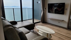 The Andromeda Two Bedroom | Coin séjour