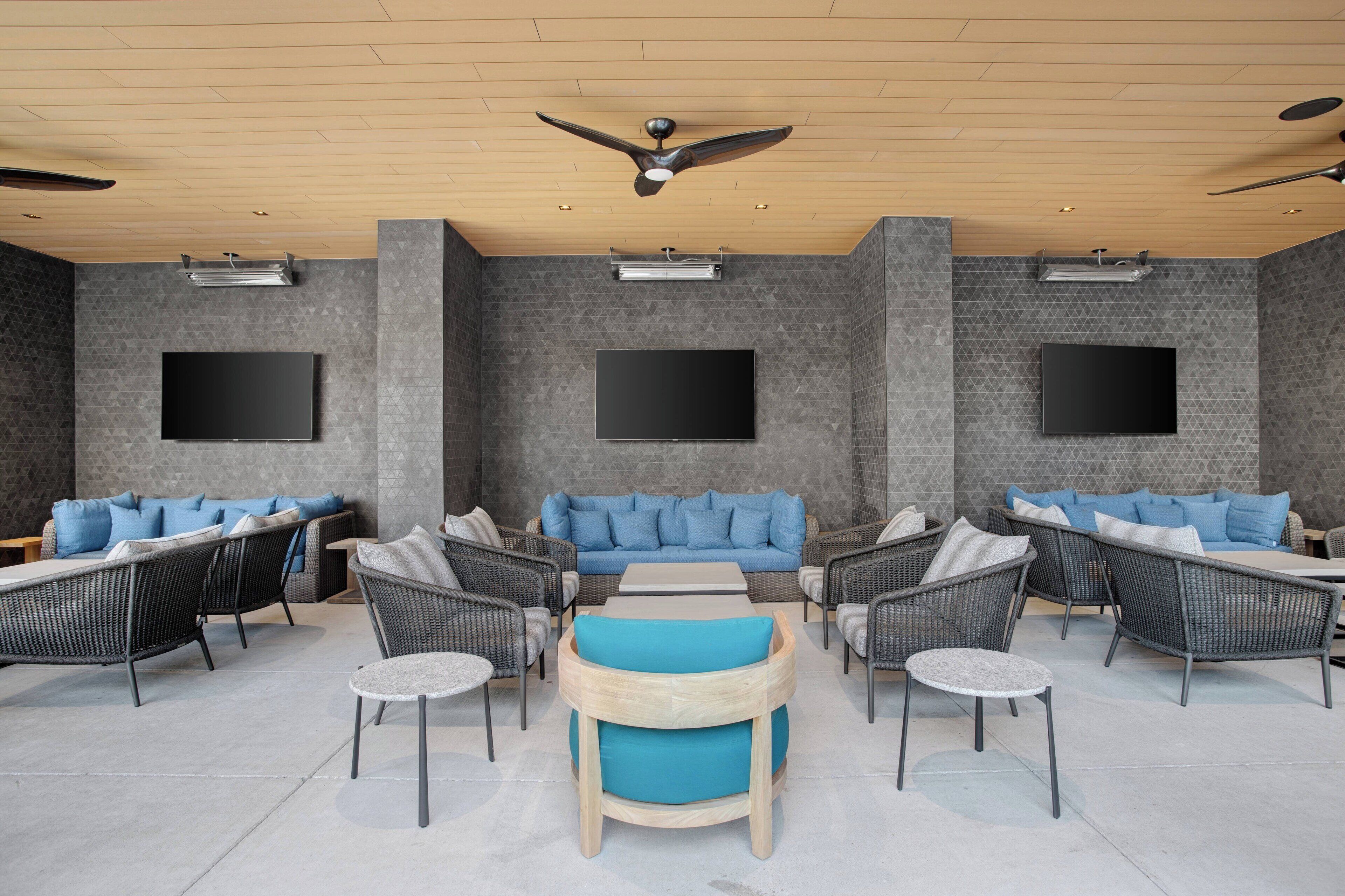 breakfast and dinner served, american cuisine