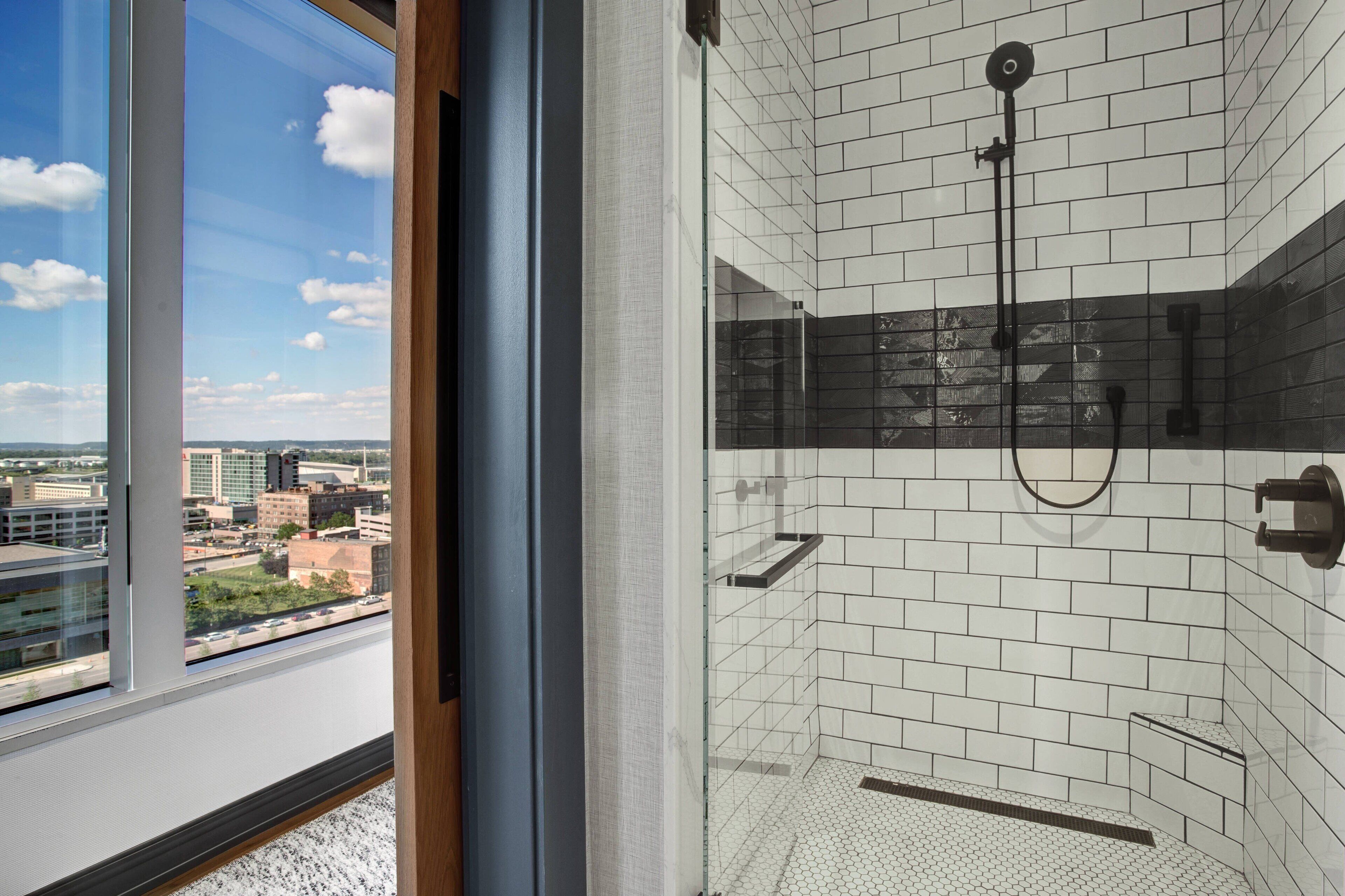 suite, 1 bedroom | bathroom | hair dryer, bathrobes, towels