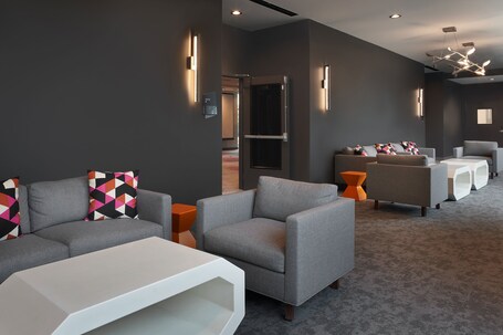 Aloft Orlando International Drive - Image 23