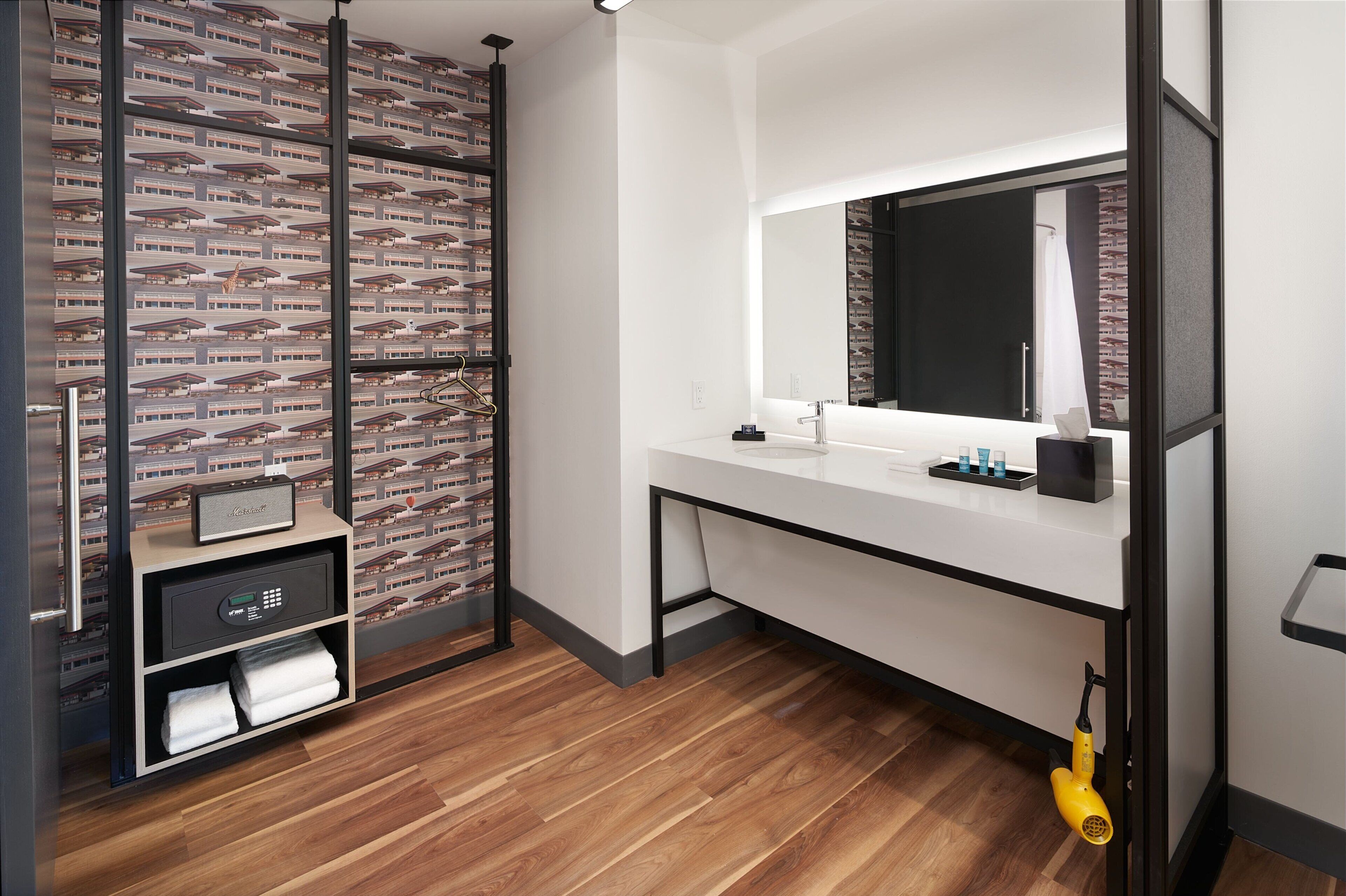 shower, rainfall showerhead, free toiletries, hair dryer