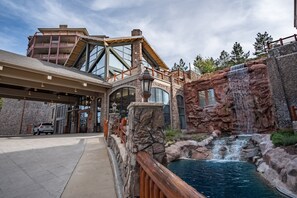 Exterior - Ski in/out at Westgate, Remodeled 1br, Resort amenities, Mutiple Pools, Spa and Restaurant 4803A (Park City)