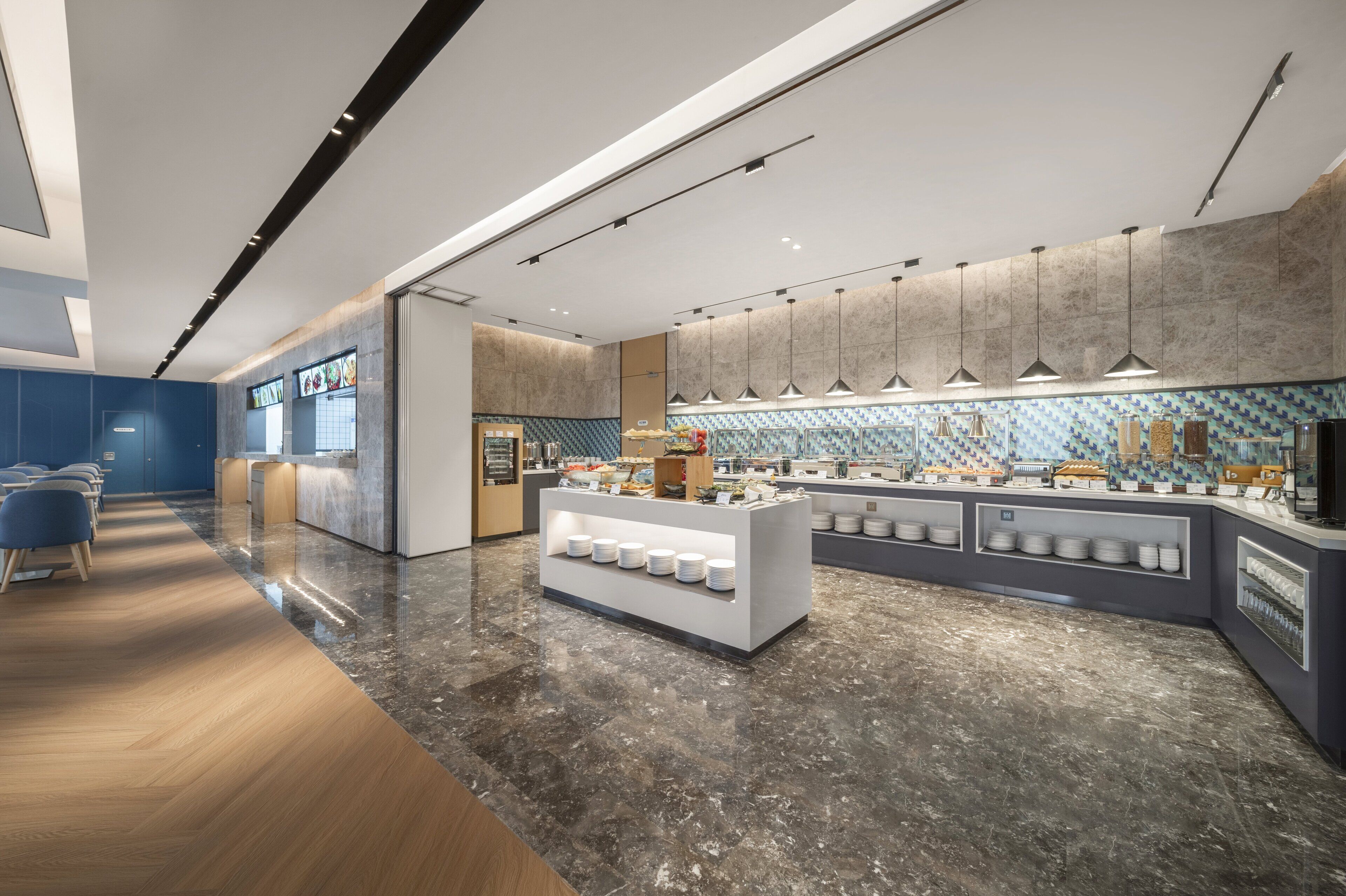 朝食 (ビュッフェ)、毎日提供 (1 名様 38 CNY)