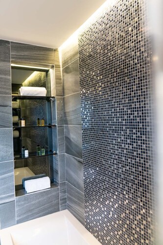 The Shore South Queensferry