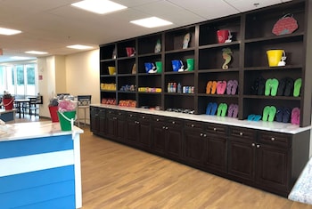 Gift shop at Travelodge by Wyndham Panama City Beach/beachfront