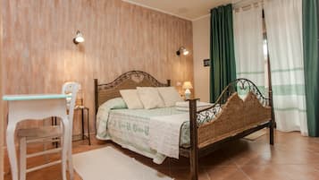 2 soveværelser, strygejern/strygebræt, sengetøj