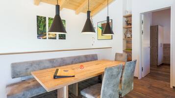 Premium Chalet | In-room dining