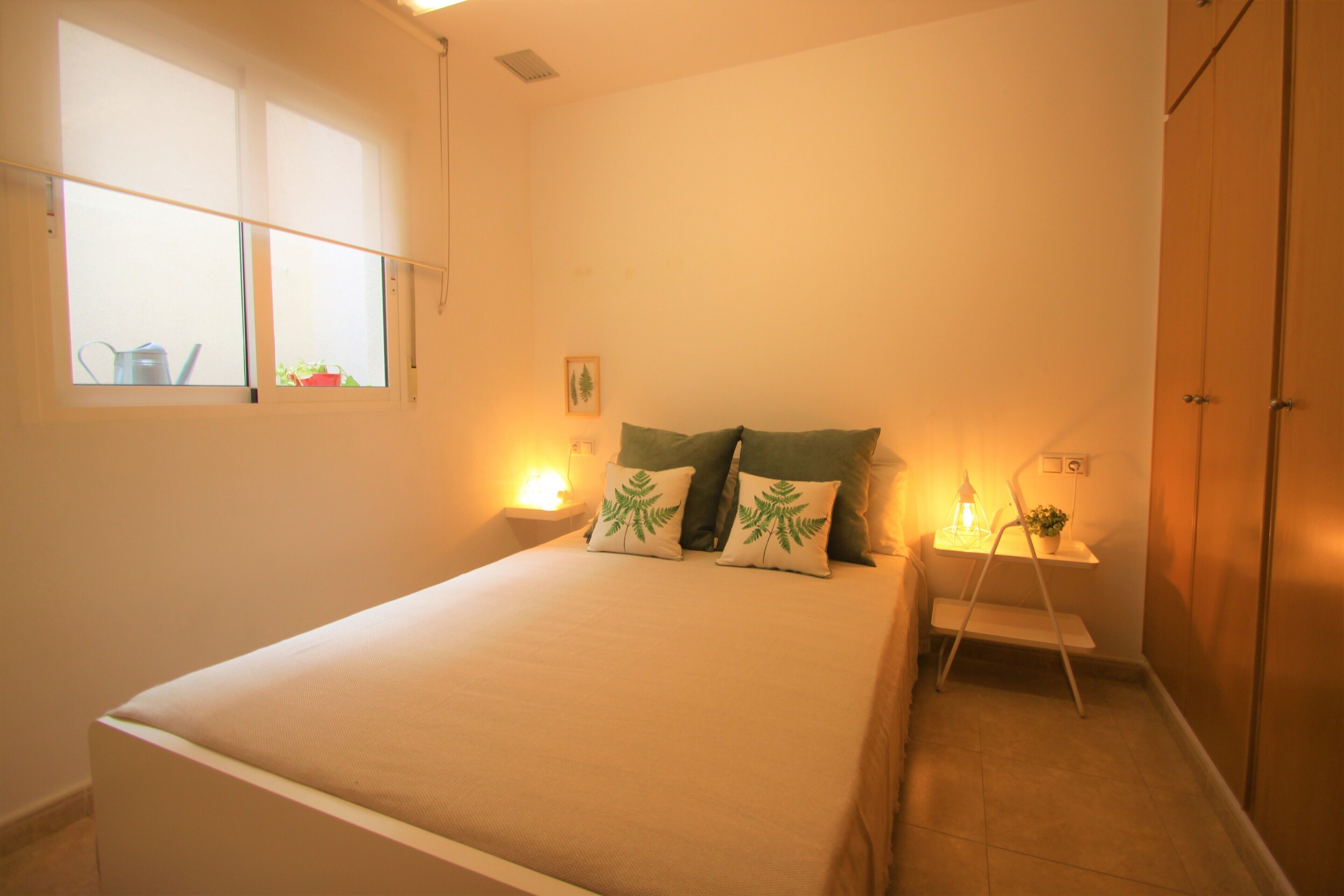 Apartment located in an excellent area, next to the Castle of Santa Bárbara.