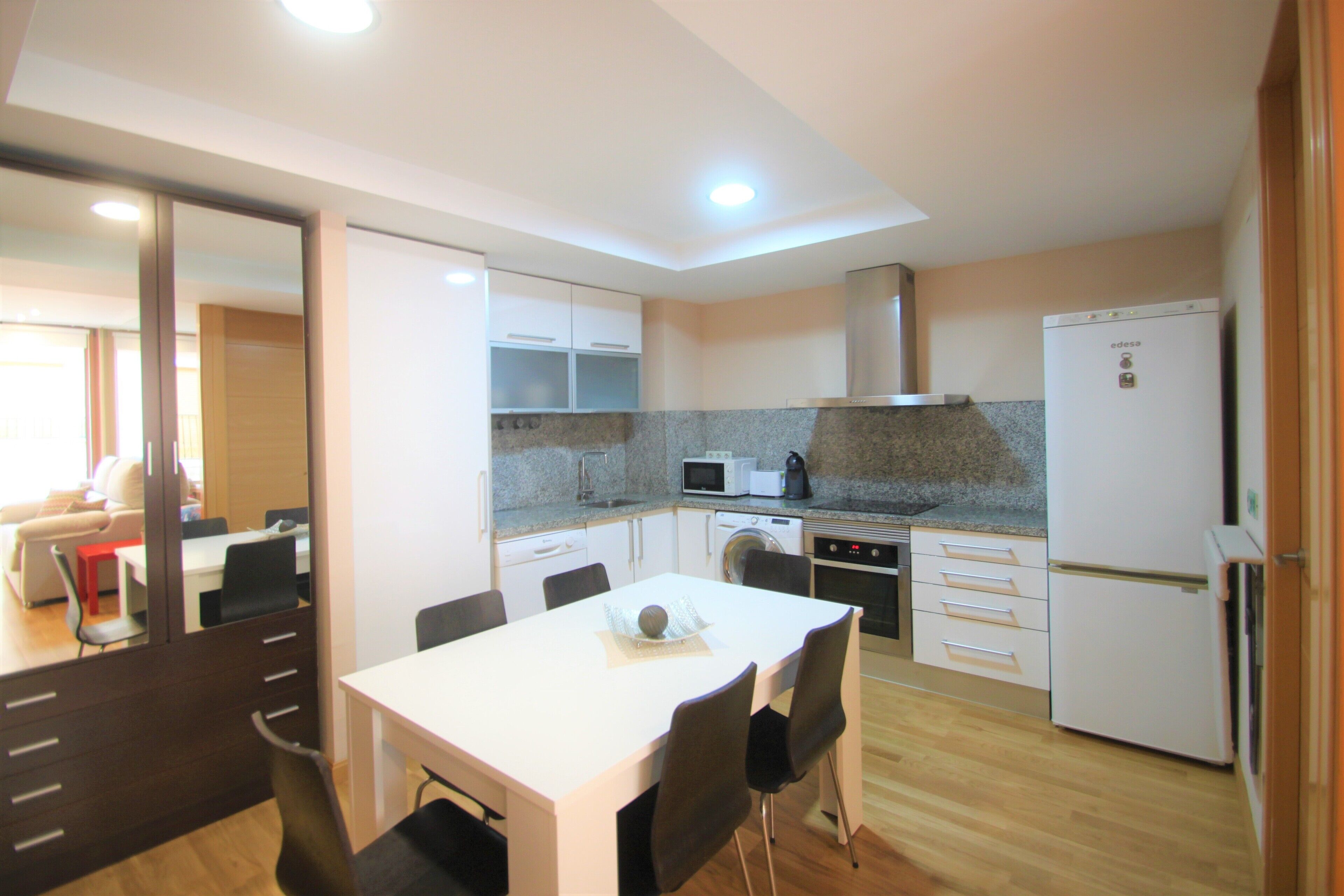 Romantic loft in the heart of Alicante with views of the Castle of Santa Bárbara.