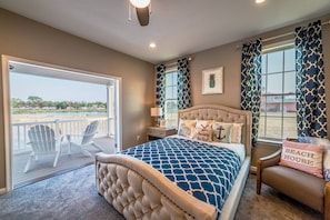 4 bedrooms, iron/ironing board, travel cot, WiFi - Beach Bums Only - Chesapeake Properties (Cape Charles)
