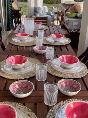Outdoor dining