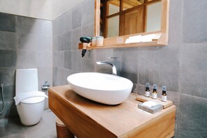 Bathroom - Ayom Java Village Solo (Surakarta)